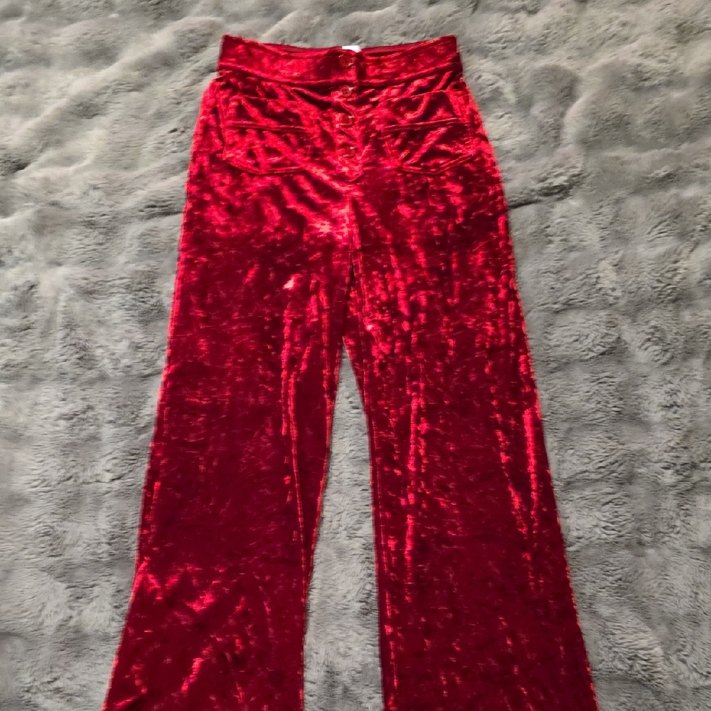 HALARA Crimson Crushed Velvet Leggings